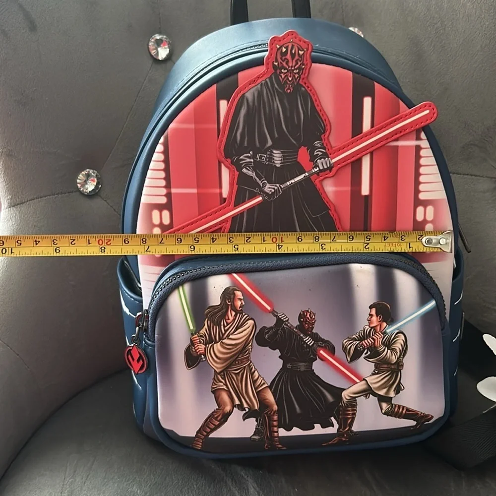 NWT loungefly Star Wars bagpack - Picture 6 of 7